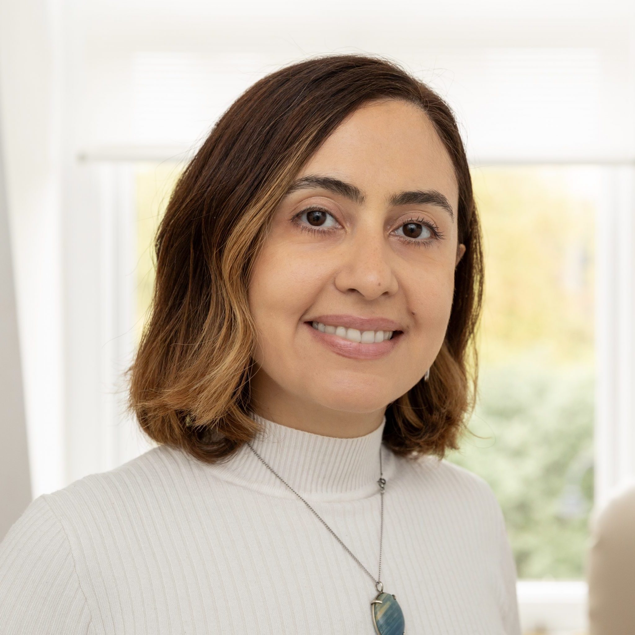 Dr Sabrina Marin, Psychodynamic Psychotherapist, Adolescent and child psychologist.